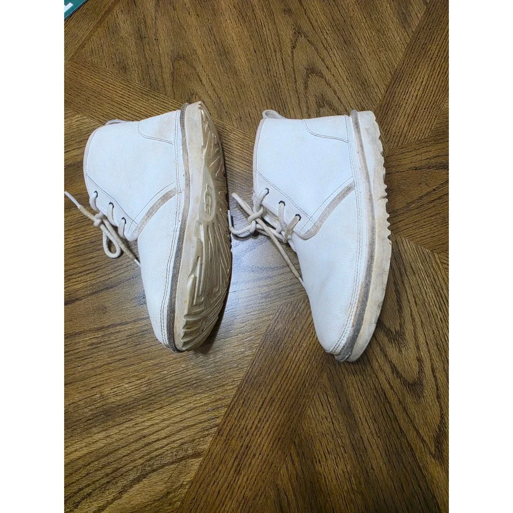 UGG Neumel II Chukka Boots 1136847K sz 6 fair condition